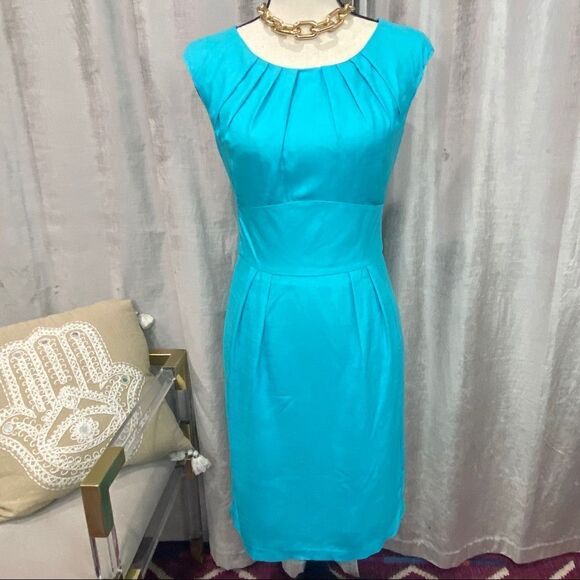 🌟 TRINA TURK Turquoise Pleated Sheath Dress - Picture 1 of 8